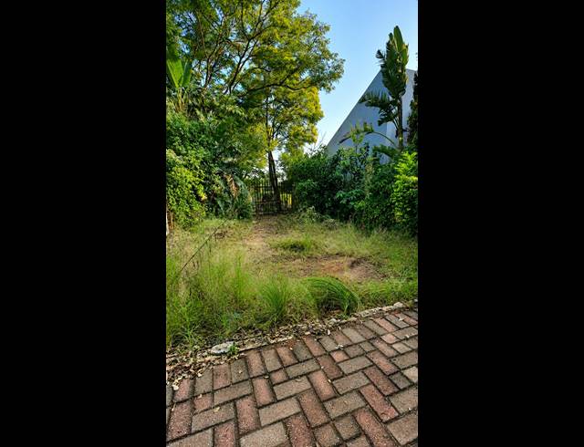 2 BEDROOM HOUSE FOR SALE IN FLORA PARK